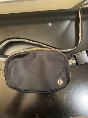 lululemon athletica Black Waist Pack with Patterned Strap